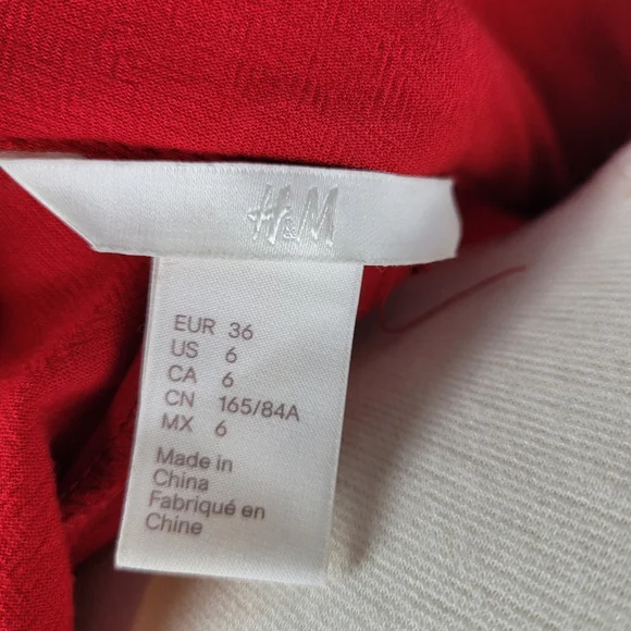 H&M Red Crepe Flounce Sleeve Keyhole Back High Neck Tunic Shift Dress Size 6 - Picture 4 of 16